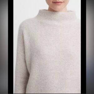 Vince Women's Soft Cashmere Turtleneck Sweater - Light Cream